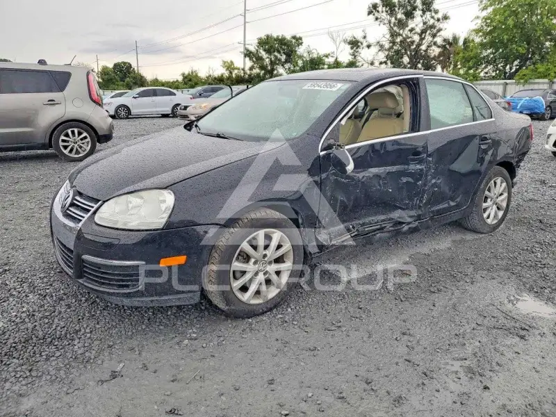 2010 Volkswagen Jetta photo
