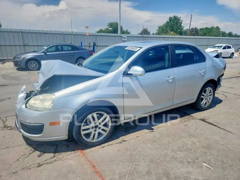 2010 Volkswagen Jetta photo