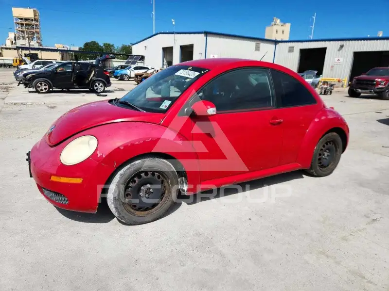 2010 Volkswagen BEETLE фото