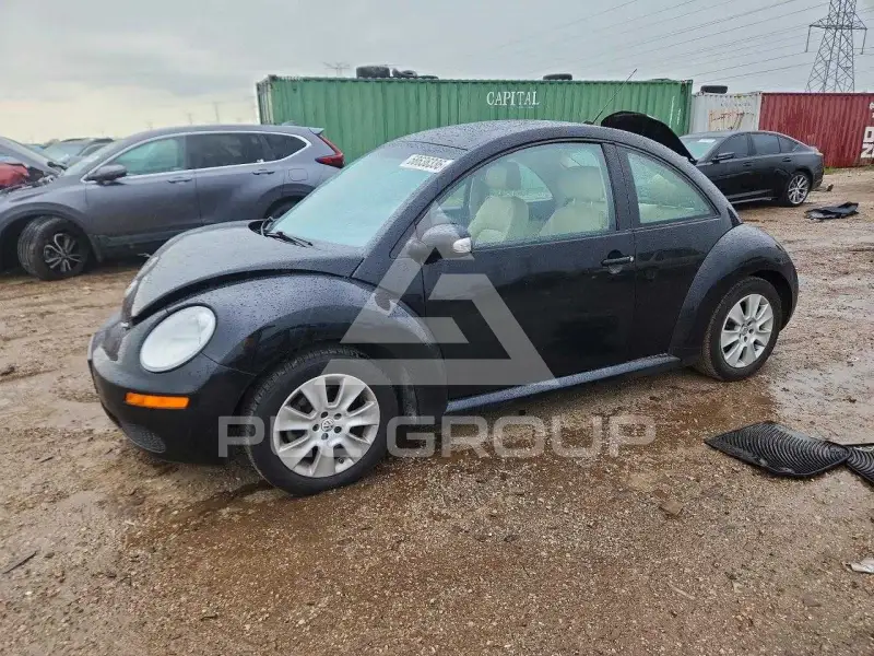 2010 Volkswagen BEETLE фото