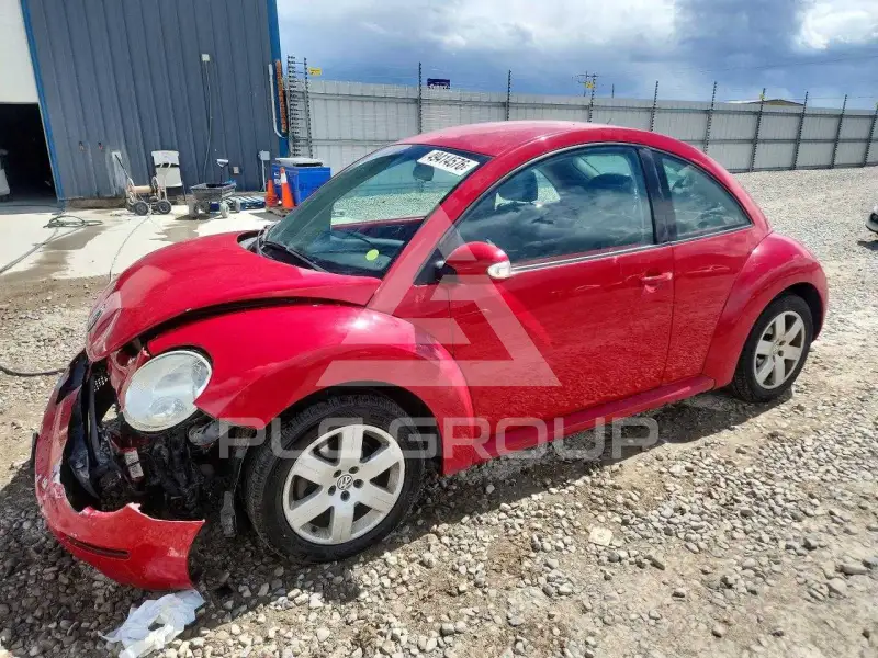 2010 Volkswagen BEETLE фото