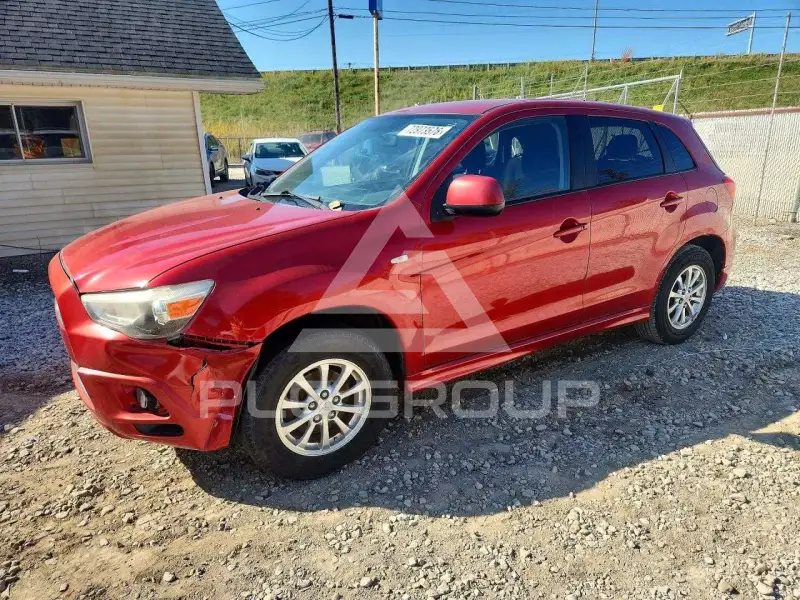 2011 Mitsubishi OUTLANDER photo