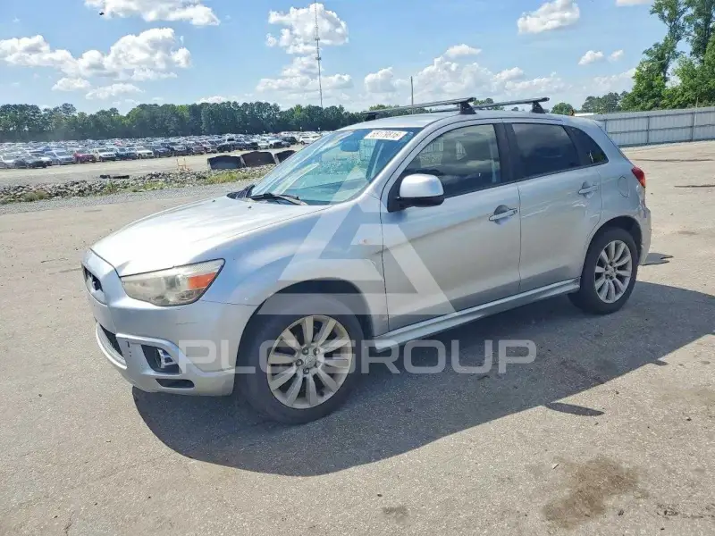 2011 Mitsubishi OUTLANDER фото
