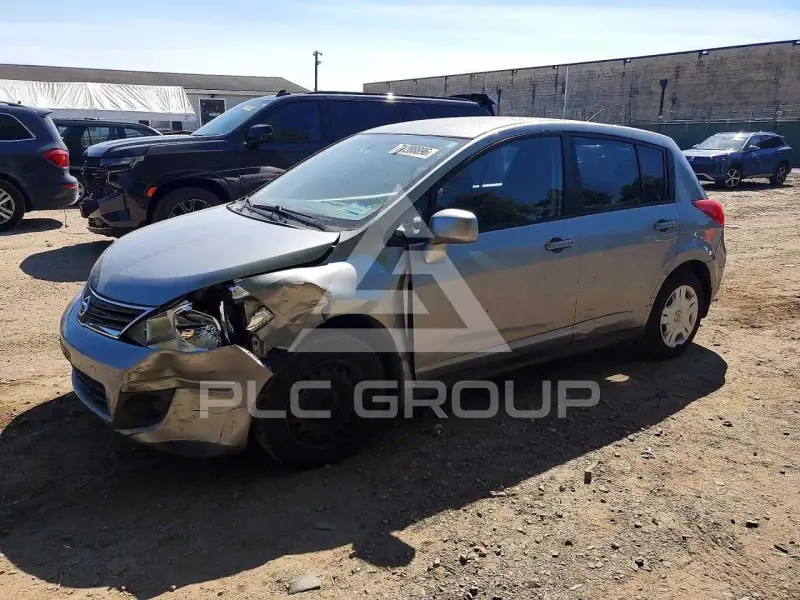 2011 Nissan VERSA фото