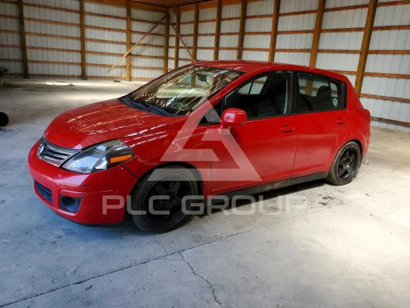 2011 Nissan VERSA фото
