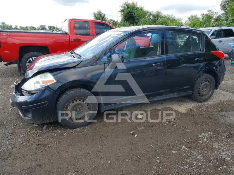 2011 Nissan VERSA photo
