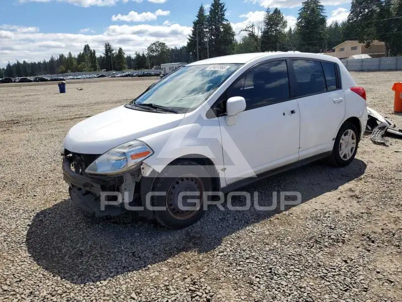 2011 Nissan VERSA фото
