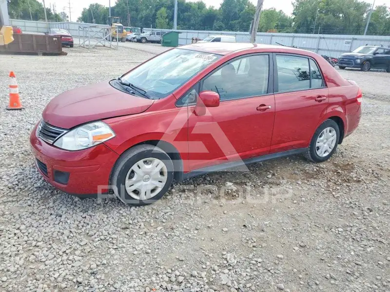 2011 Nissan VERSA фото