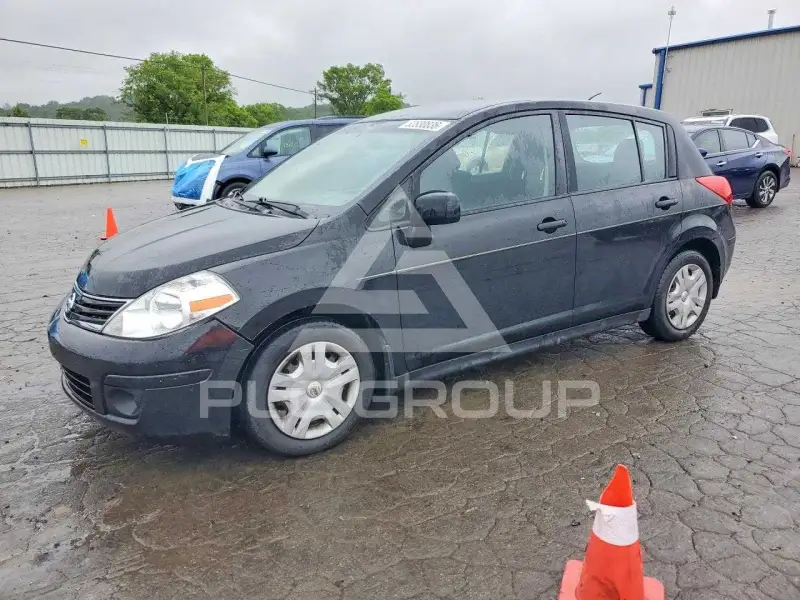 2011 Nissan VERSA photo