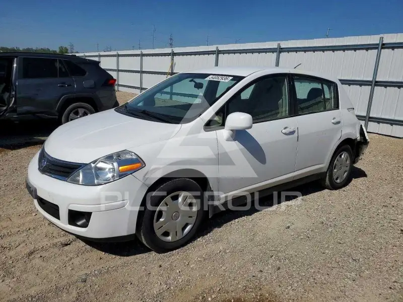 2011 Nissan VERSA фото
