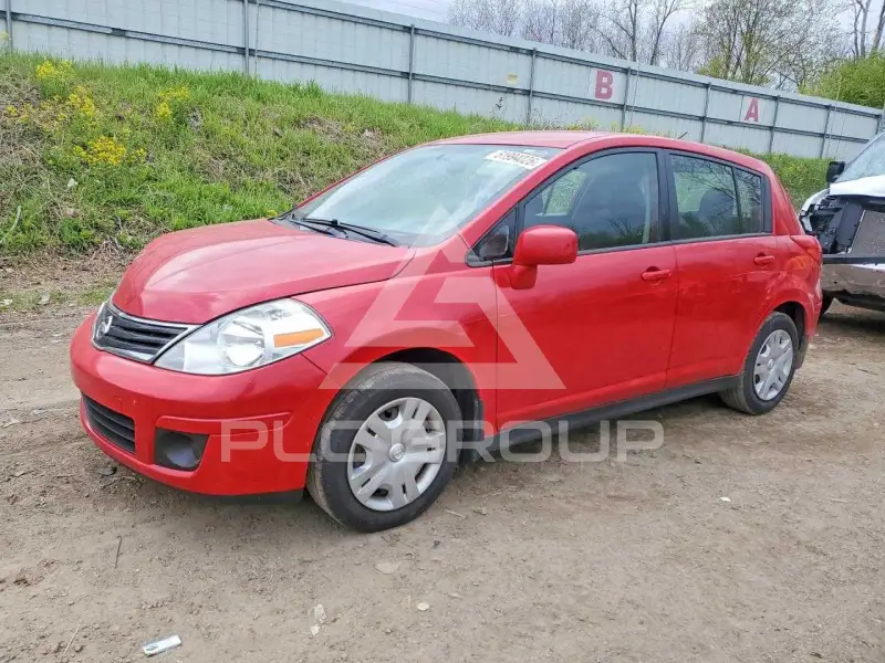 2011 Nissan VERSA фото