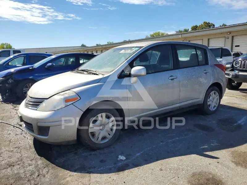 2011 Nissan VERSA фото