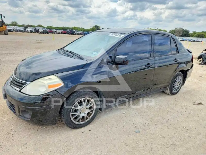 2011 Nissan VERSA фото
