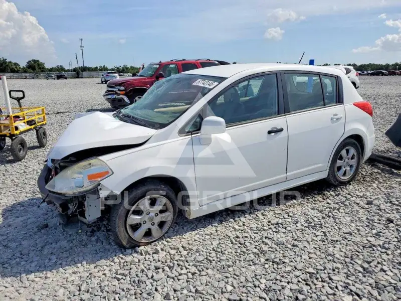 2011 Nissan VERSA фото