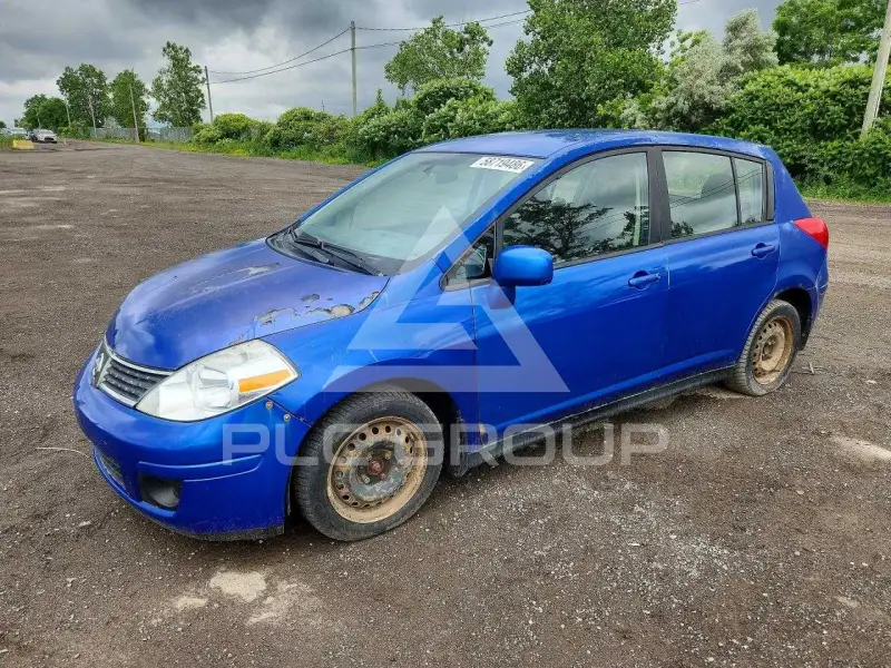 2011 Nissan VERSA photo