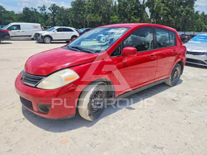 2011 Nissan VERSA фото