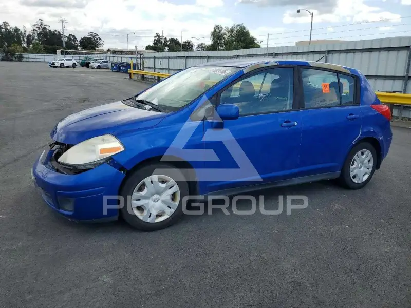 2011 Nissan VERSA фото