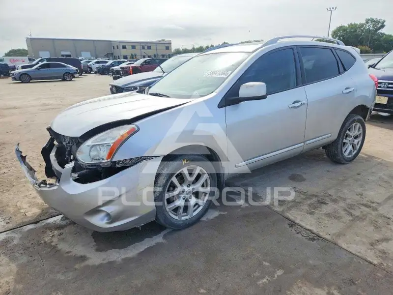 2011 Nissan ROGUE photo