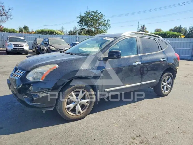 2011 Nissan ROGUE photo