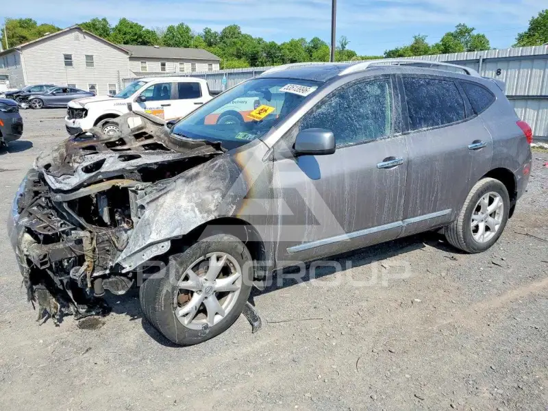 2011 Nissan ROGUE фото