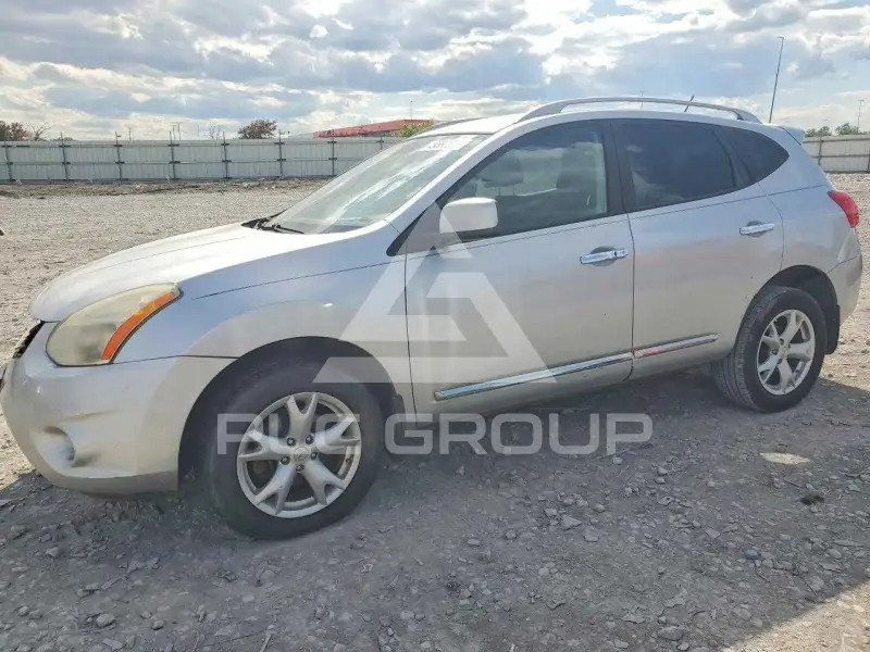 2011 Nissan ROGUE фото