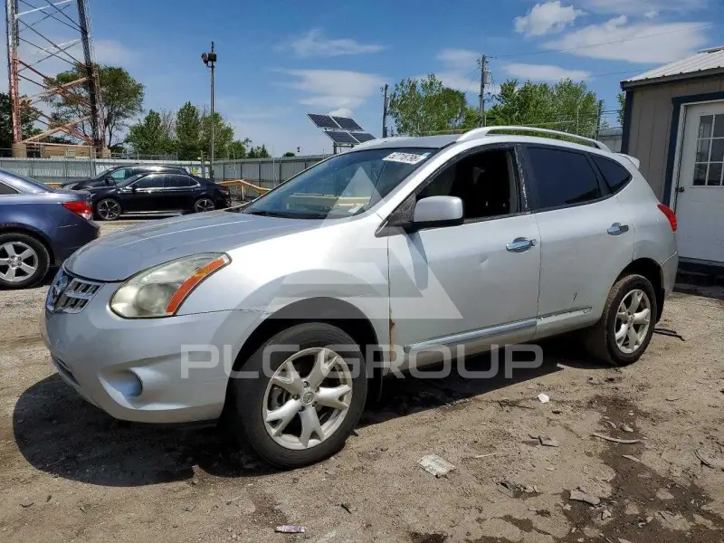 2011 Nissan ROGUE photo