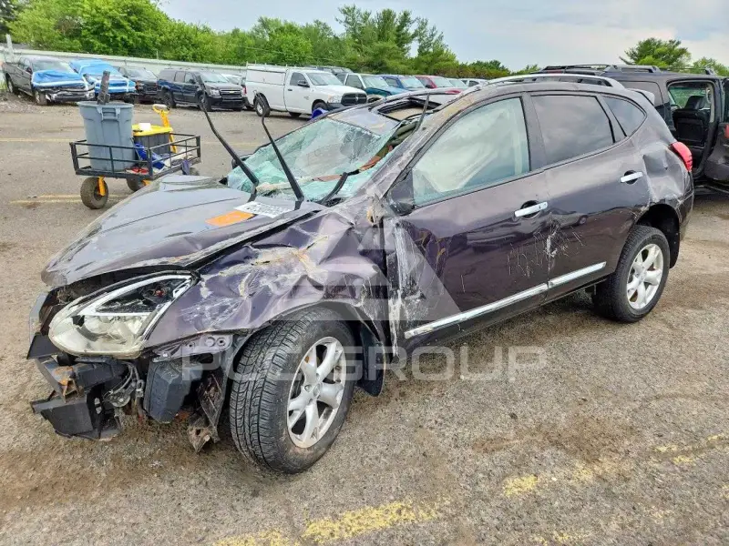 2011 Nissan ROGUE photo