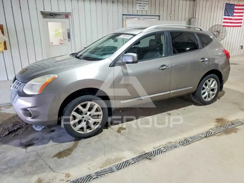 2011 Nissan ROGUE фото