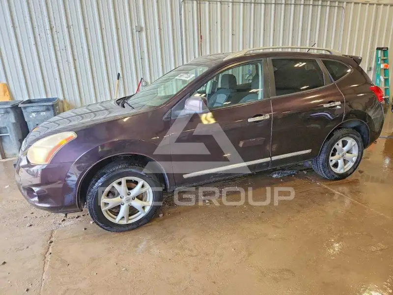 2011 Nissan ROGUE photo