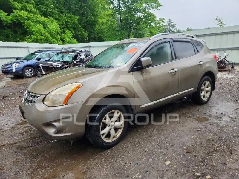 2011 Nissan ROGUE photo