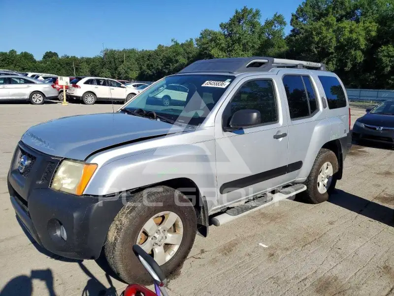 2011 Nissan XTERRA photo
