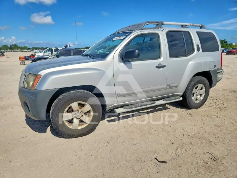 2011 Nissan XTERRA фото