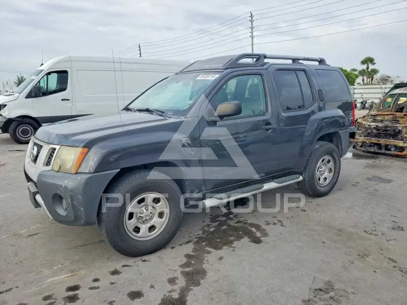 2011 Nissan XTERRA фото
