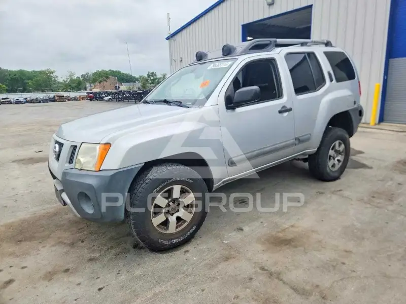 2011 Nissan XTERRA фото