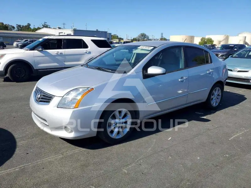 2011 Nissan SENTRA фото