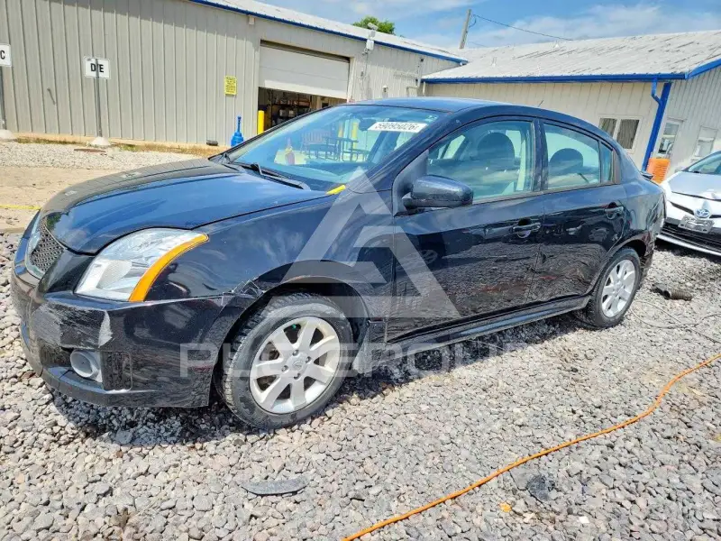2011 Nissan SENTRA фото