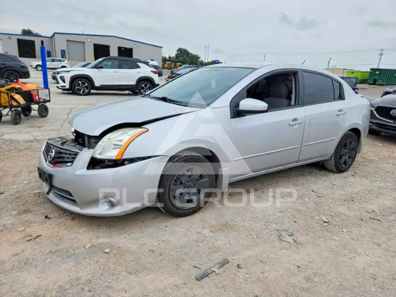 2011 Nissan SENTRA фото