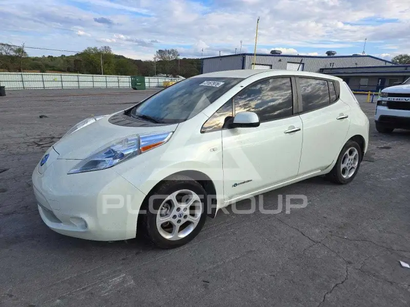 2011 Nissan LEAF фото