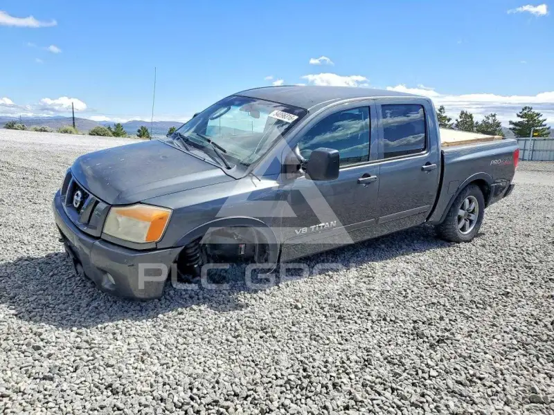 2011 Nissan TITAN фото