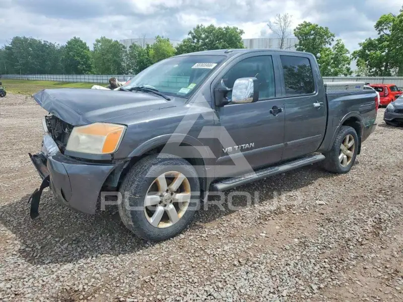 2011 Nissan TITAN фото