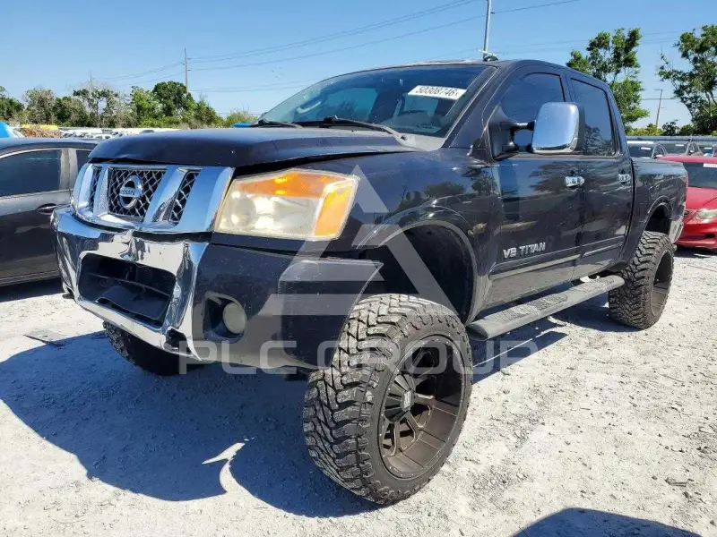 2011 Nissan TITAN фото