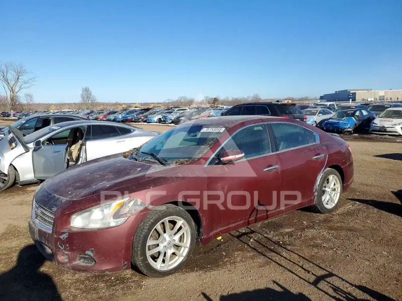2011 Nissan MAXIMA photo