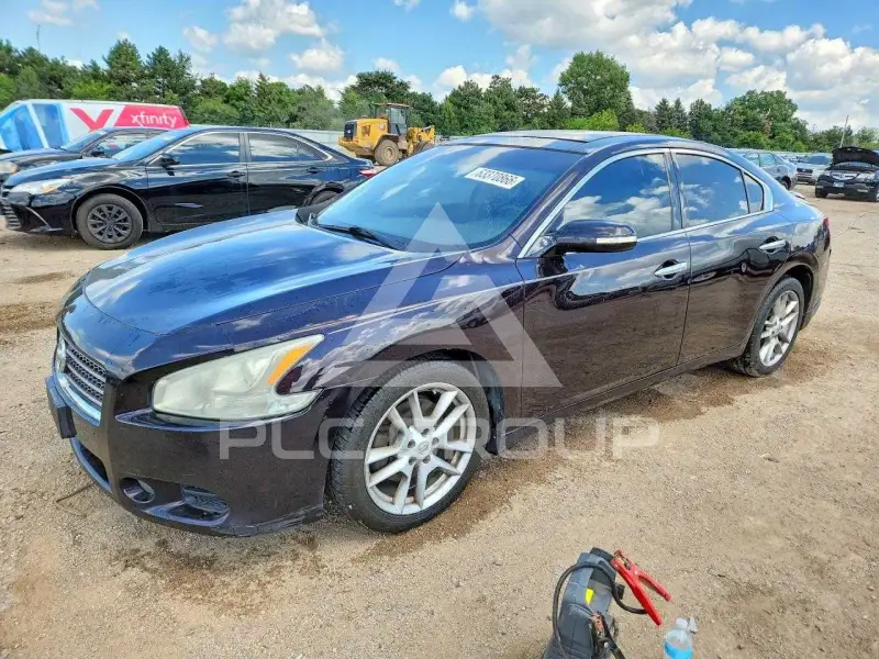 2011 Nissan MAXIMA photo