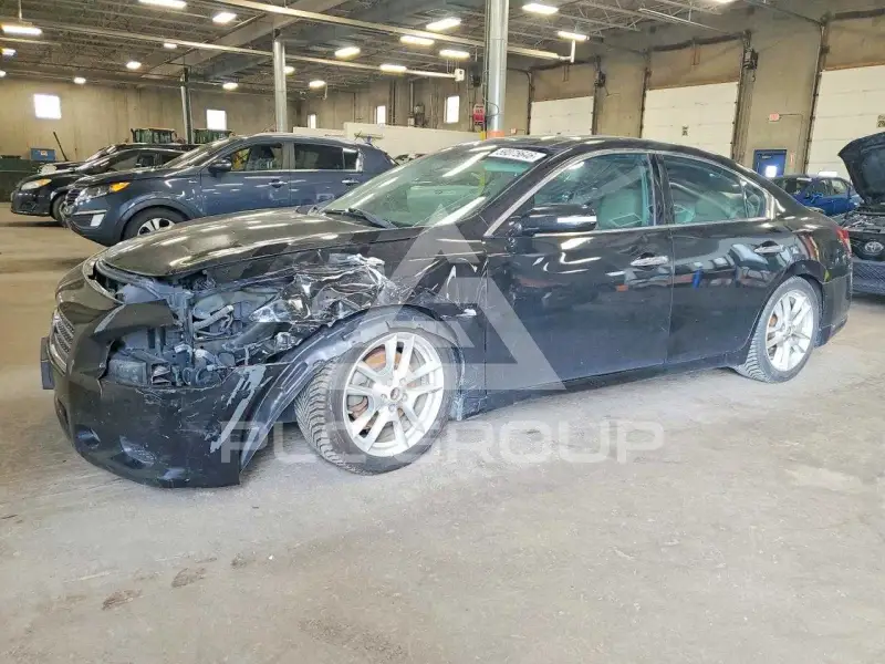 2011 Nissan MAXIMA photo