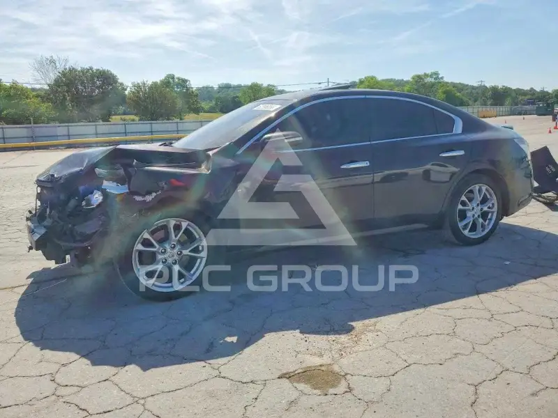 2011 Nissan MAXIMA photo