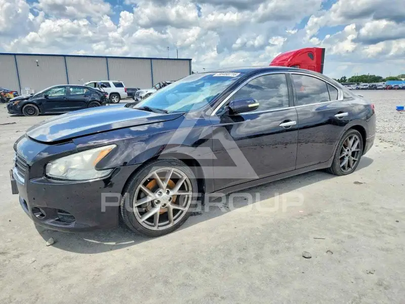 2011 Nissan MAXIMA photo