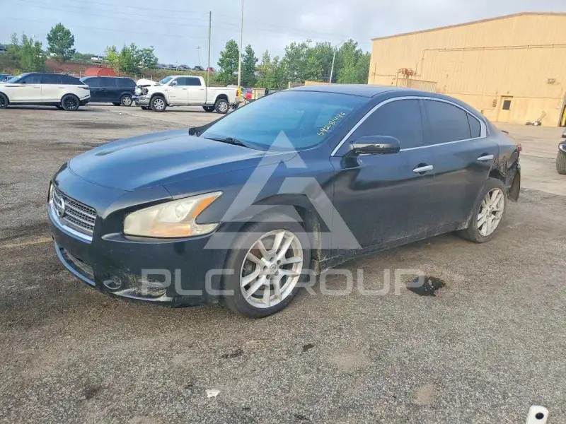 2011 Nissan MAXIMA photo