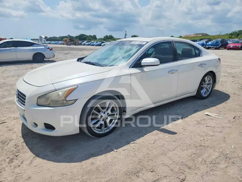 2011 Nissan MAXIMA photo