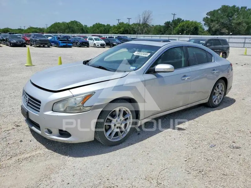 2011 Nissan MAXIMA photo