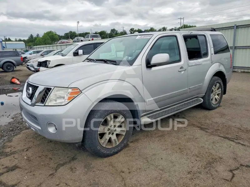 2011 Nissan PATHFINDER photo